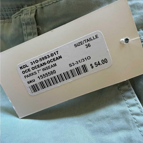 men’s Park’s shorts, 7” inseam shorts. - Picture 2 of 3